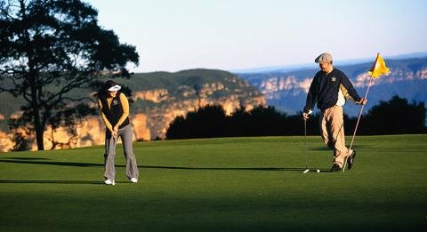 Paar, Leura Golf Course, Blue Mountains